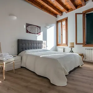  Apartment Love Italy