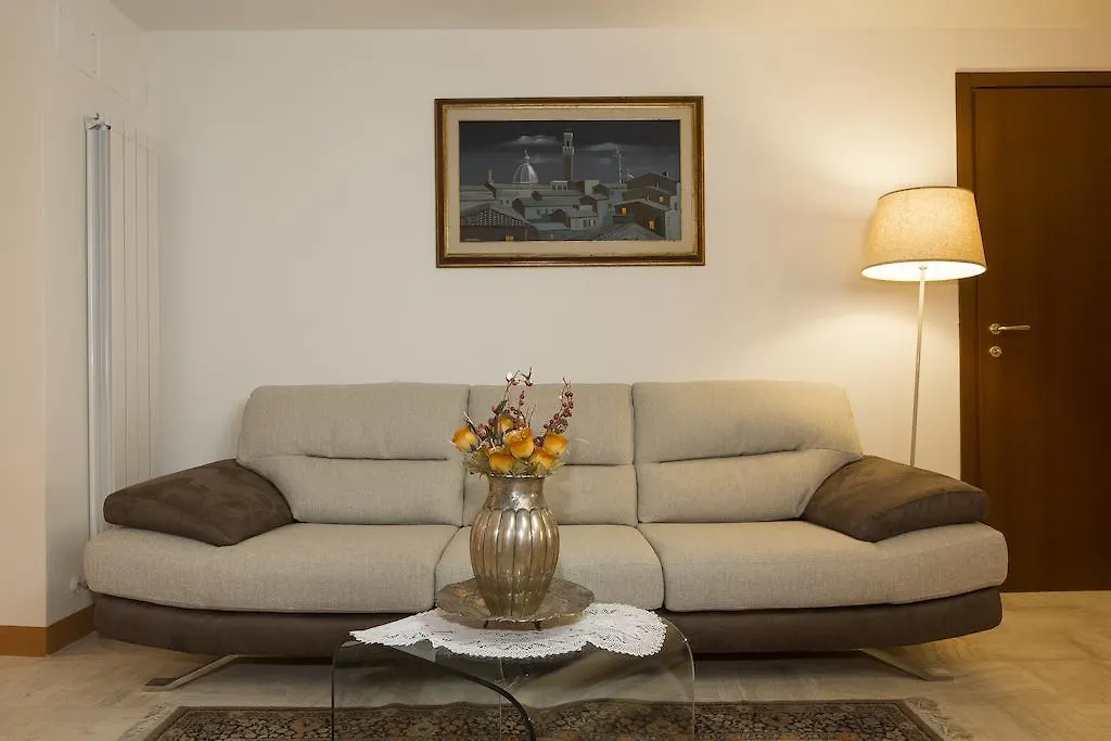 B&B I Tetti Di Siena 0*,